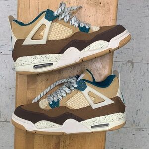 Men's Brown & Tan Low-Top Sneakers - Casual Athletic Style